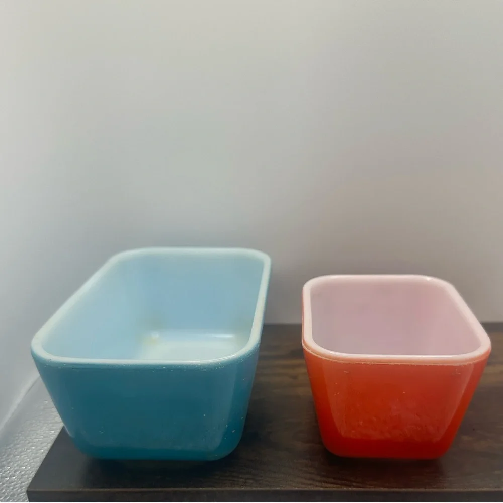 Vintage Pyrex Turquoise & Red Fridgie Storage Containers No Lids Set of 2